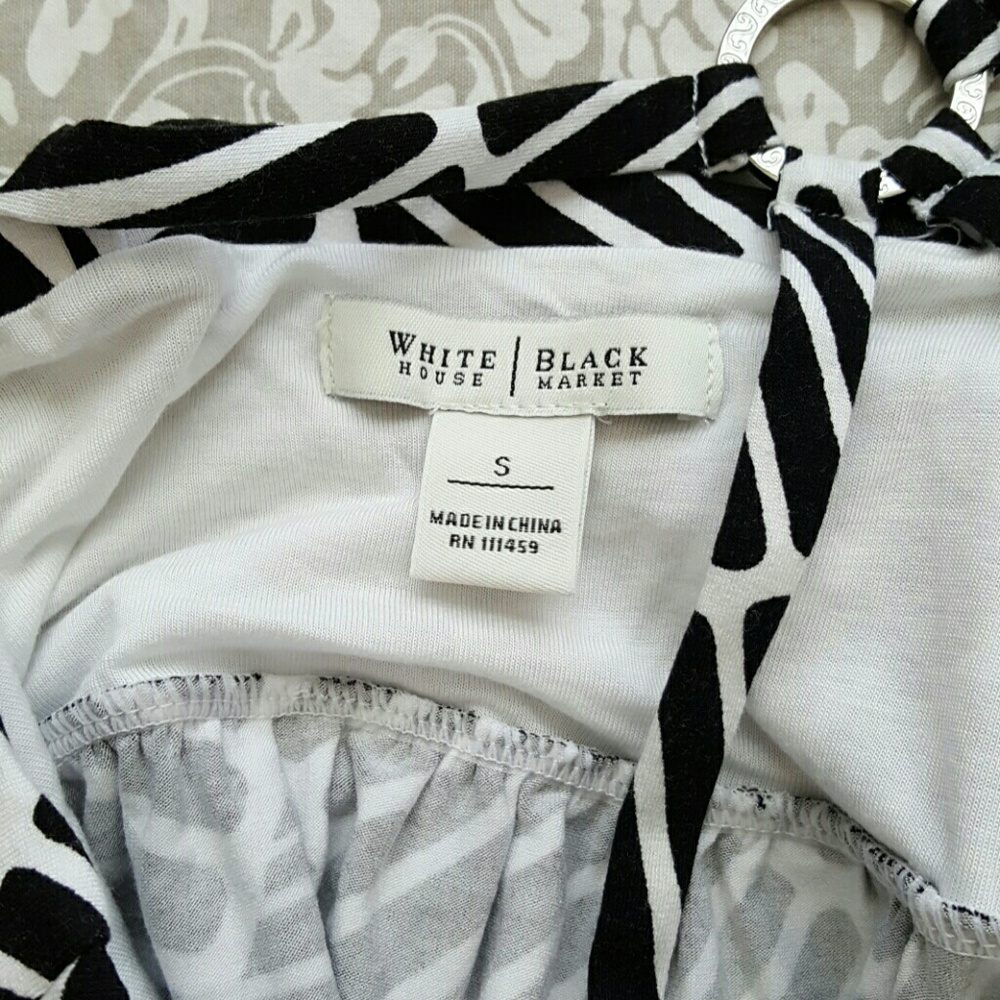 White House Black Market Top - Picture 3 of 3